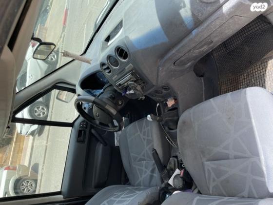 פורד טורנאו קונקט קצר S ידני דיזל 1.8 (90 כ"ס) דיזל 2011 למכירה בנתניה