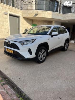 טויוטה RAV4 הייבריד E-volve הייבריד אוט' 2.5 (178 כ''ס) בנזין 2019 למכירה בתל אביב יפו