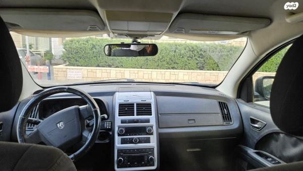 דודג' ג'רני SE אוט' 7 מק' 2.4 (168 כ"ס) בנזין 2011 למכירה באשקלון