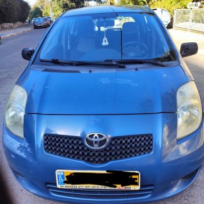 טויוטה יאריס Sol רובוטית 1.3 (87 כ"ס) בנזין 2007 למכירה בחיפה