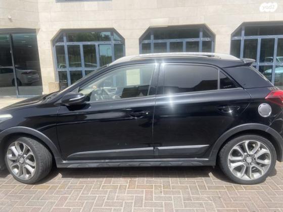 יונדאי i20 קרוס Premium אוט' 1.4 (100 כ"ס) בנזין 2017 למכירה באילת