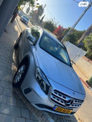 מרצדס GLA GLA200 Style FL אוט' 1.6 (156 כ"ס) בנזין 2018 למכירה בנתניה