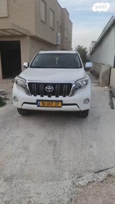 טויוטה לנד קרוזר ארוך 4X4 Luxury אוט' דיזל 7 מק' 2.8 (177 כ"ס) דיזל 2016 למכירה בקרית טבעון