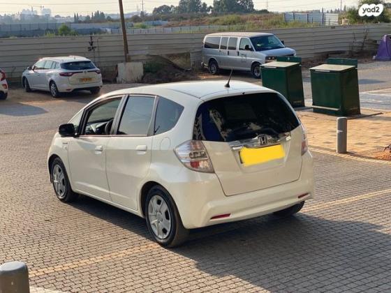הונדה ג'אז הייבריד הייבריד אוט' 1.3 (102 כ''ס) בנזין 2013 למכירה בקדימה צורן