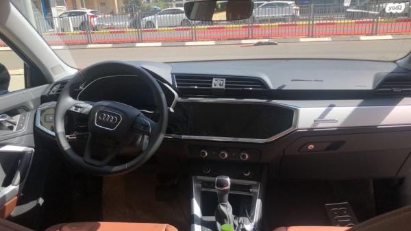 אאודי Q3 Sportback Panoramic אוט' 1.5 (150 כ''ס) בנזין 2023 למכירה בסביון
