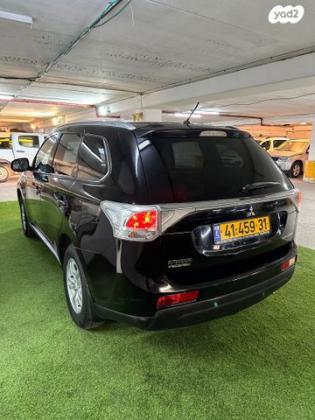 מיצובישי אאוטלנדר Instyle אוט' 7 מק' 2.0 (150 כ"ס) בנזין 2014 למכירה ברחובות