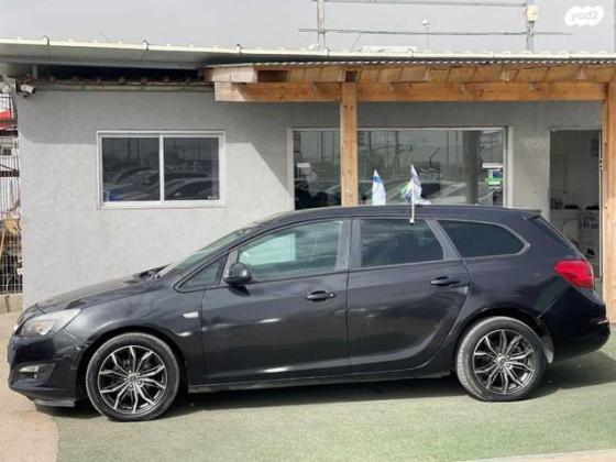 אופל אסטרה Enjoy סטיישן אוט' 1.4 (140 כ"ס) בנזין 2014 למכירה בנתניה