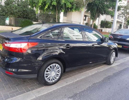 פורד פוקוס Trend סטיישן אוט' 1.6 (125 כ''ס) בנזין 2012 למכירה בתל אביב יפו