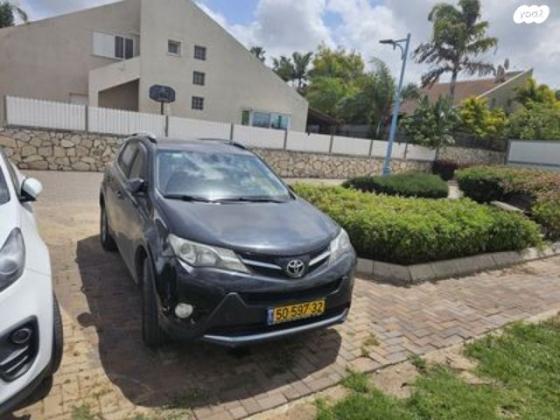 טויוטה RAV4 ארוך 4X4 Premium אוט' 2.0 (151 כ''ס) בנזין 2015 למכירה בבת חפר