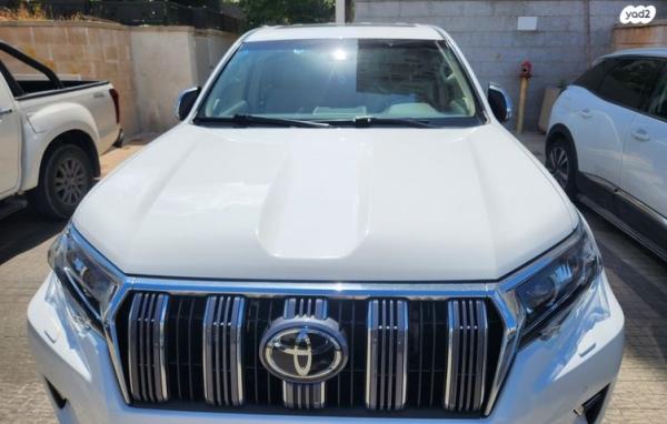 טויוטה לנד קרוזר ארוך 4X4 Limited אוט' דיזל 7 מק' 2.8 (177 כ"ס) דיזל 2020 למכירה באשדוד
