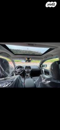 טויוטה לנד קרוזר ארוך Sahara אוט' 7 מק' דיזל 5 דל' 2.8 (204 כ"ס) דיזל 2023 למכירה באכסאל