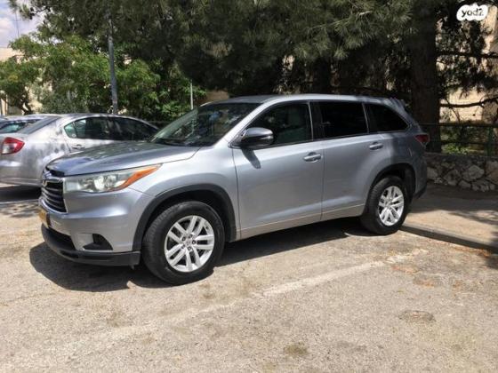 טויוטה היילנדר LE אוט' 2.7 (185 כ"ס) בנזין 2015 למכירה בירושלים