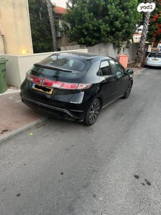 הונדה סיוויק האצ'בק החדשה Comfort אוט' 1.8 (140 כ''ס) בנזין 2009 למכירה בנתניה
