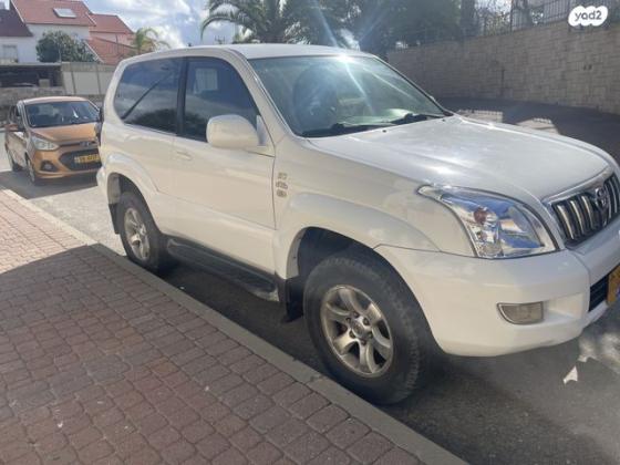 טויוטה לנד קרוזר קצר 4X4 STD אוט' דיזל 3.0 (173 כ''ס) דיזל 2006 למכירה באשקלון