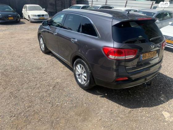 קיה סורנטו Urban אוט' 7 מק' 2.4 (188 כ"ס) בנזין 2017 למכירה בבית יצחק שער חפר