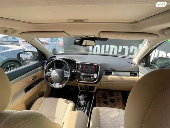 מיצובישי אאוטלנדר Instyle אוט' 7 מק' 2.0 (150 כ"ס) בנזין 2018 למכירה בראשון לציון