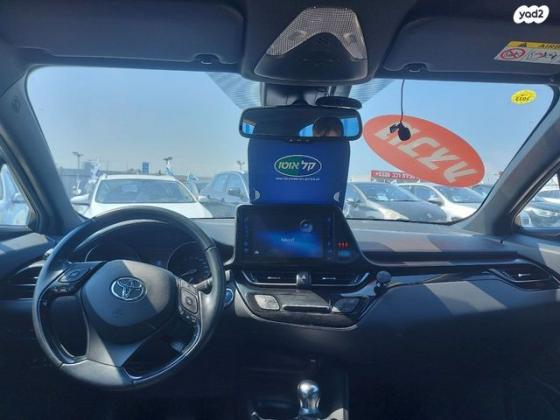 טויוטה C-HR Club הייבריד אוט' 1.8 (98 כ''ס) בנזין 2019 למכירה בהרצליה