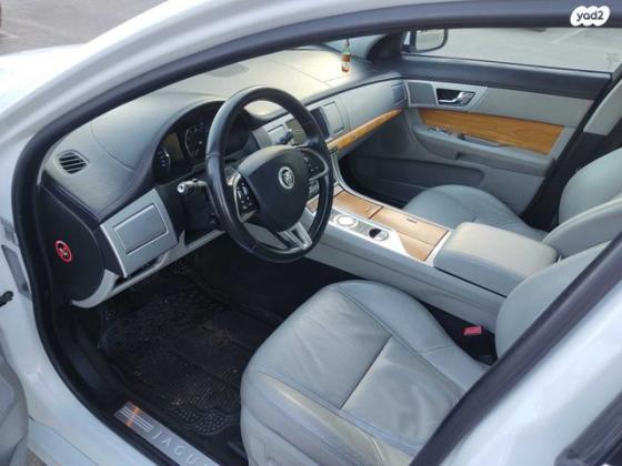 יגואר XF Luxury אוט' 2.0 (240 כ"ס) בנזין 2013 למכירה ברמת השרון