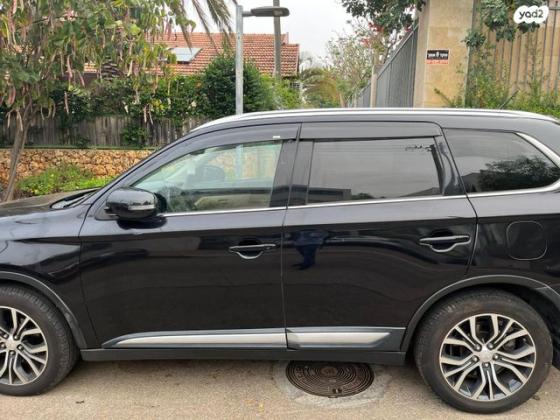 מיצובישי אאוטלנדר 4X4 Limited אוט' 7 דיזל מק' 2.3 (150 כ"ס) דיזל 2016 למכירה בפתח תקווה