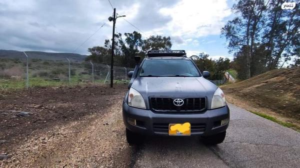 טויוטה לנד קרוזר קצר 4X4 Luxury אוט' דיזל 3.0 (173 כ''ס) דיזל 2007 למכירה בשמיר