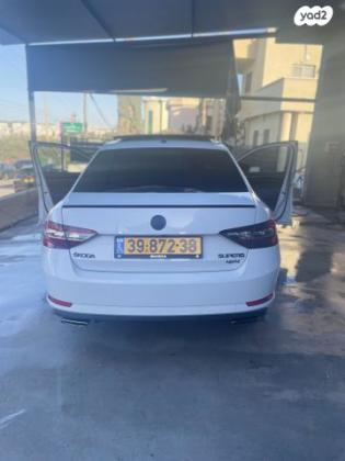 סקודה סופרב (עד 2019) 4X4 L&K אוט' 2.0 (280 כ"ס) בנזין 2016 למכירה בכפר קרע