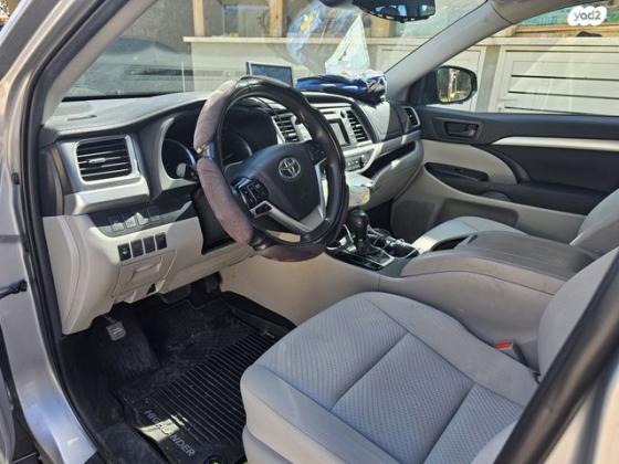 טויוטה היילנדר 4X4 XLE אוט' 3.5 (295 כ''ס) בנזין 2020 למכירה ברכסים