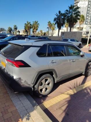 טויוטה RAV4 ארוך Extreme אוט' 2.0 (175 כ''ס) בנזין 2019 למכירה באשדוד