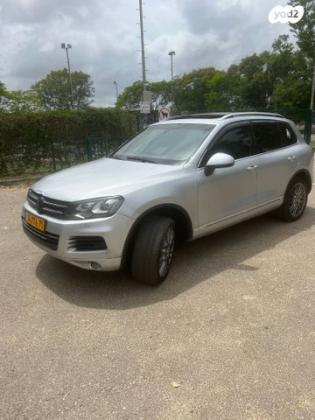פולקסווגן טוארג 4X4 Sport V6 אוט' דיזל 3.0 (240 כ''ס) דיזל 2010 למכירה בכפר סבא