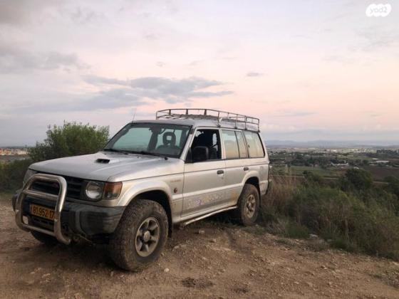 מיצובישי פג'רו ארוך 4X4 GLX ידני דיזל 7 מק' 2.8 (125 כ''ס) דיזל 2000 למכירה בבית אלעזרי