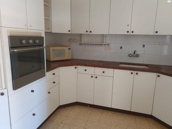 האם 47 (נווה יהושוע)