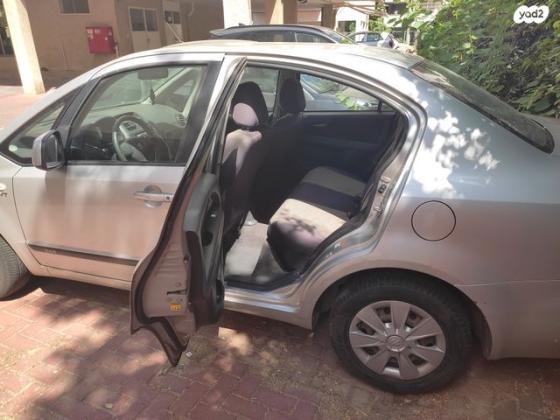 סוזוקי SX4 GLA סדאן אוט' 1.6 (107 כ''ס) בנזין 2008 למכירה ברמת גן
