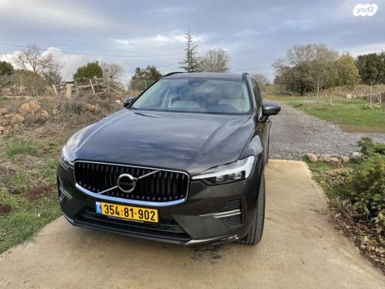 וולוו XC60 B5 Momentum אוט' 2.0 (250 כ''ס) בנזין 2022 למכירה בעין זיוון