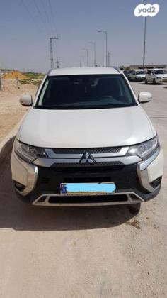 מיצובישי אאוטלנדר Intense אוט' 7 מק' 2.0 (150 כ"ס) בנזין 2019 למכירה בנתניה