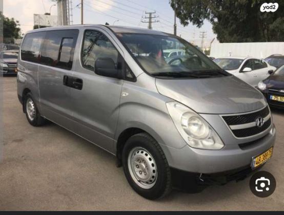 יונדאי i800 GL CRDI סגור ידני דיזל 2.5 (136 כ''ס) דיזל 2011 למכירה בחדרה