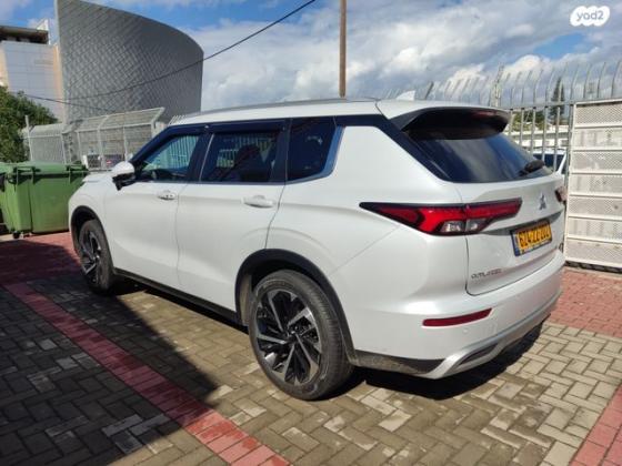 מיצובישי אאוטלנדר Instyle אוט' 7 מק' 2.5 (181 כ"ס) בנזין 2021 למכירה בראשון לציון