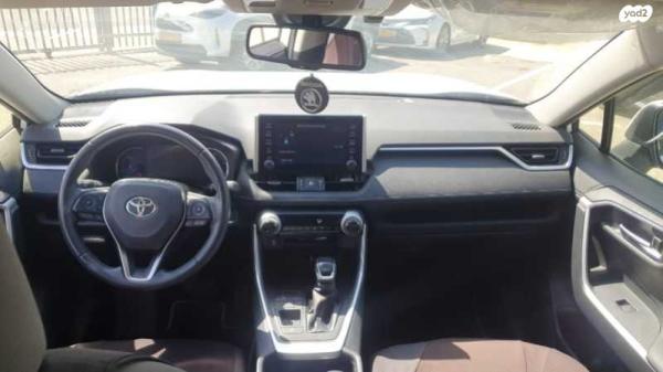 טויוטה RAV4 הייבריד E-xperience הייבריד 5 דל' אוט' 2.5 (178 כ''ס) בנזין 2021 למכירה בנתניה