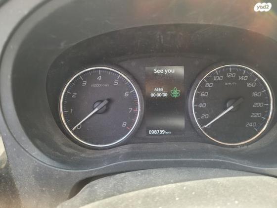 מיצובישי אאוטלנדר Premium אוט' 7 מק' 2.0 (150 כ''ס) בנזין 2017 למכירה ביקיר