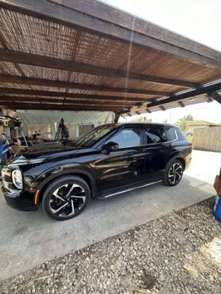 מיצובישי אאוטלנדר Premium אוט' 7 מק' 2.5 (181 כ"ס) בנזין 2022 למכירה באדירים