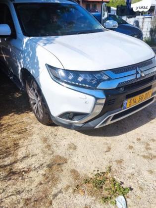 מיצובישי אאוטלנדר Premium אוט' 7 מק' 2.0 (150 כ''ס) בנזין 2019 למכירה באשדוד