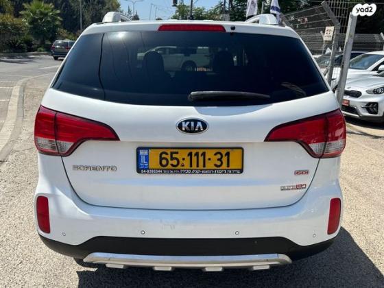 קיה סורנטו EX אוט' 7 מק' 2.4 (192 כ''ס) בנזין 2014 למכירה בדאלית אל כרמל