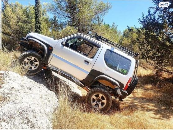 סוזוקי ג'ימני 4X4 JLX אוט' 1.3 (85 כ''ס) בנזין 2007 למכירה בתל אביב יפו