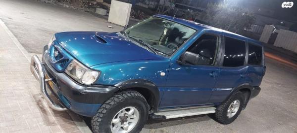 ניסאן טראנו ארוך 4X4 SR אוט' דיזל 2.7 (125 כ''ס) דיזל 2002 למכירה באום אל פחם