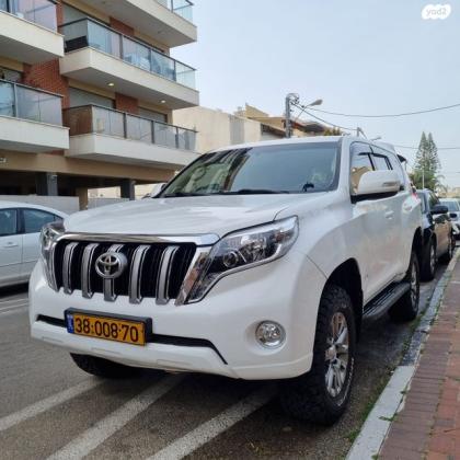 טויוטה לנד קרוזר ארוך 4X4 Select אוט' דיזל 7 מק' 3.0 (173 כ''ס) דיזל 2010 למכירה בחולון