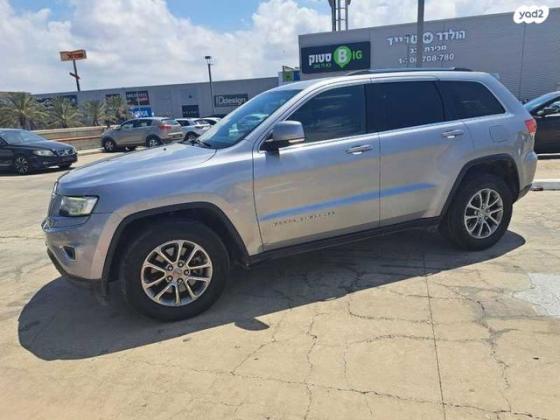 ג'יפ / Jeep גרנד צ'ירוקי 4X4 Laredo אוט' 3.6 (282 כ''ס) בנזין 2014 למכירה בנתניה