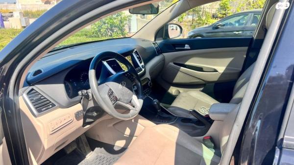 יונדאי טוסון Luxury אוט' בנזין 2.0 (155 כ"ס) בנזין 2018 למכירה בכפר ברא