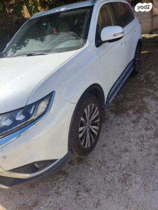 מיצובישי אאוטלנדר Premium אוט' 7 מק' 2.0 (150 כ''ס) בנזין 2019 למכירה באשדוד