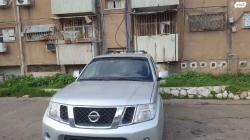 ניסאן פאת'פיינדר 4X4 SE אוט' דיזל 7 מק' 2.5 (171 כ''ס) דיזל 2008 למכ