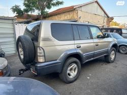 טויוטה לנד קרוזר פרדו ארוך 4X4 Luxury אוט' דיזל 8 מק' 3.0 (163 כ''ס