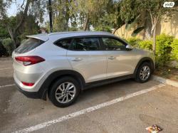 יונדאי טוסון Premium אוט' בנזין 2.0 (155 כ"ס) בנזין 2016 למכירה בק