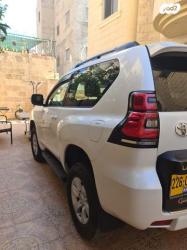 טויוטה לנד קרוזר קצר 4X4 Luxury SWB אוט' 3 דלתות דיזל 2.8 (204 כ''ס) 